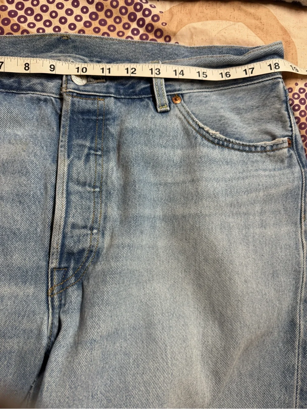 Levi’s 501 Original Jeans in a light to medium wash